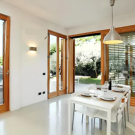 Spacious Altavilla: Private Pool Retreat Altavilla Milicia