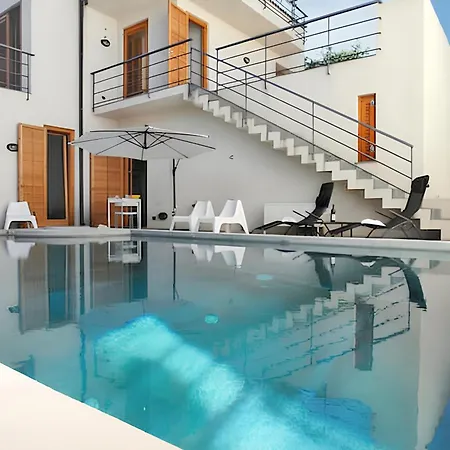 Spacious Altavilla: Private Pool Retreat Villa